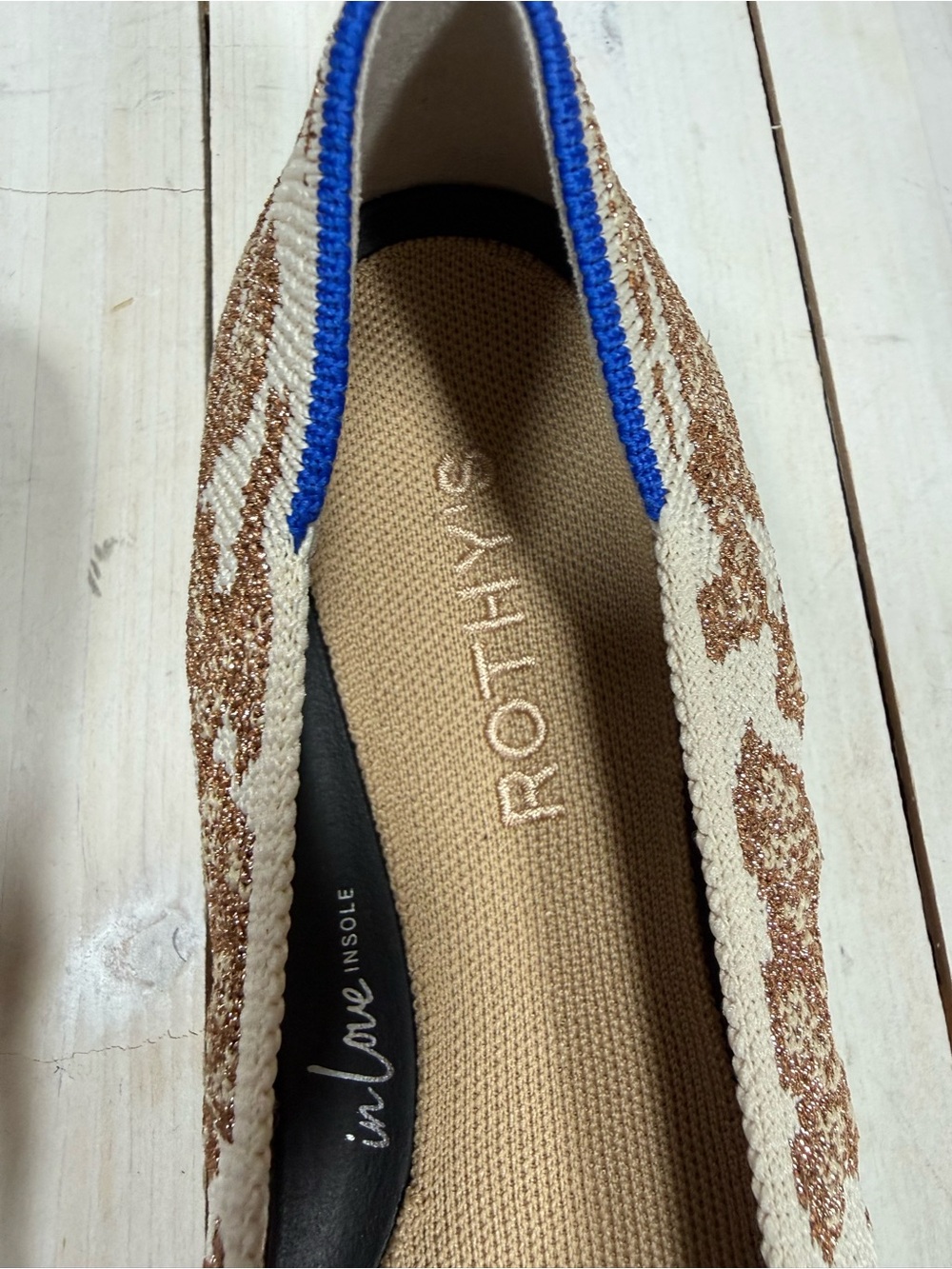 Rothy's The Point Chantilly Gold Size 8.5 NEW - Picture 2 of 9